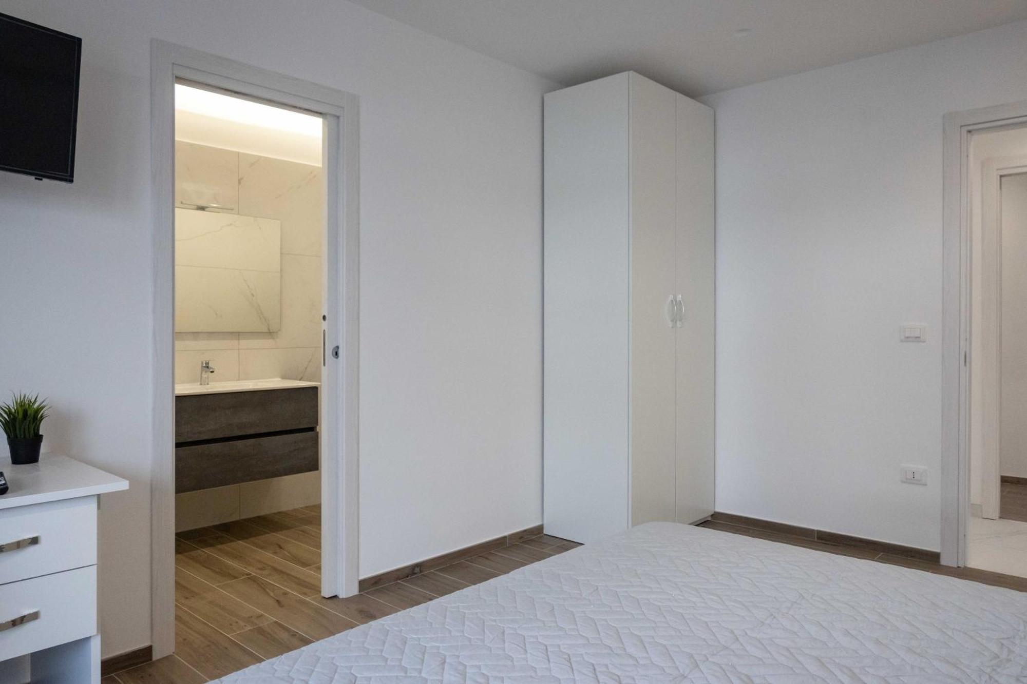 Ansiro Rooms Home Business Scisciano Exterior photo